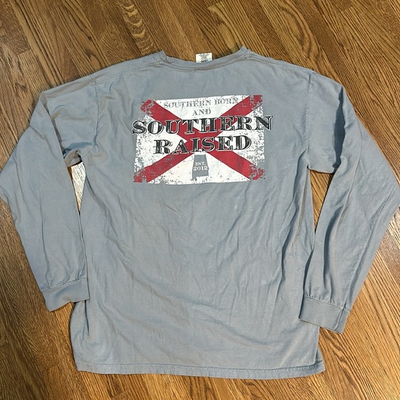 Southern Raised T-Shirts Lot of 2 - Picture 2 of 6